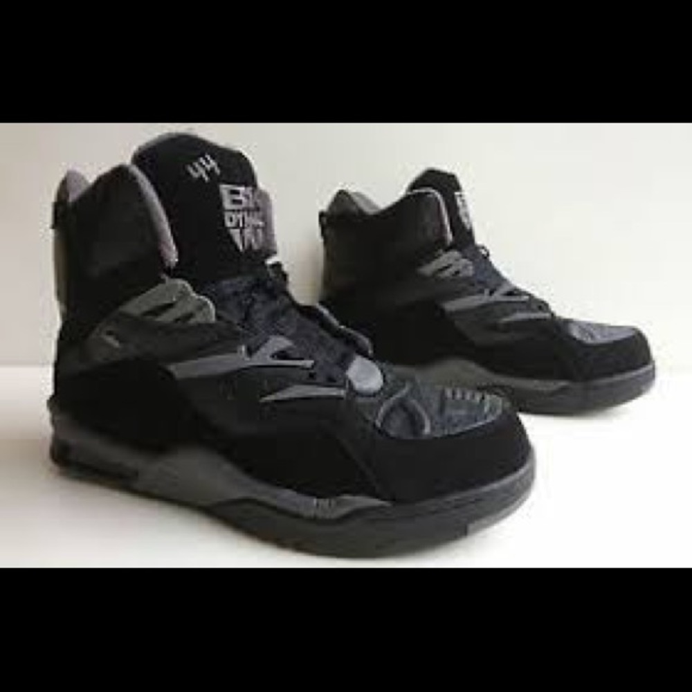 Men’s shoes